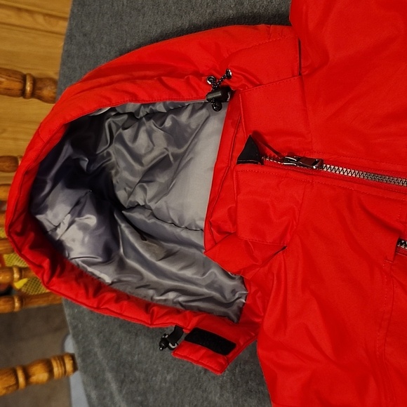 Top Golf Cutter and Buck addition Coat - Picture 2 of 16